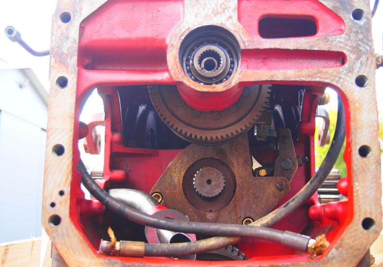 Części do Ciągnika Massey Ferguson MF 3000, 6000 Tylny most z podnośnikiem od MF 3000, 6000 - Πίσω άξονας για Γεωργικά μηχανήματα: φωτογραφία 3 Części do Ciągnika Massey Ferguson MF 3000, 6000 Tylny most z podnośnikiem od MF 3000, 6000 - Πίσω άξονας για Γεωργικά μηχανήματα: φωτογραφία 3