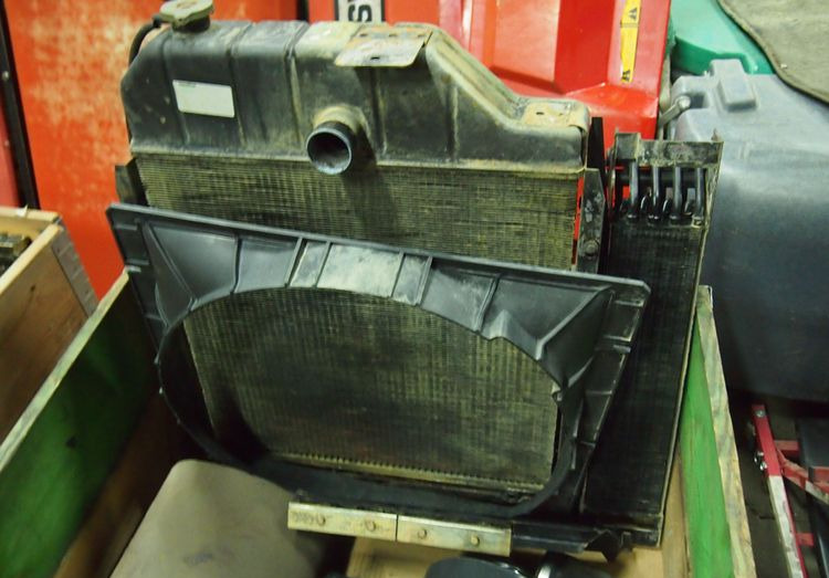 Części do Ciągnika Massey Ferguson MF 3382795M93 Chłodnica wody
Massey Ferguson:
3070, 3080, 3085, 3090, 3095, 3115, 3120 - Σύστημα ψύξης για Γεωργικά μηχανήματα: φωτογραφία 1 Części do Ciągnika Massey Ferguson MF 3382795M93 Chłodnica wody
Massey Ferguson:
3070, 3080, 3085, 3090, 3095, 3115, 3120 - Σύστημα ψύξης για Γεωργικά μηχανήματα: φωτογραφία 1