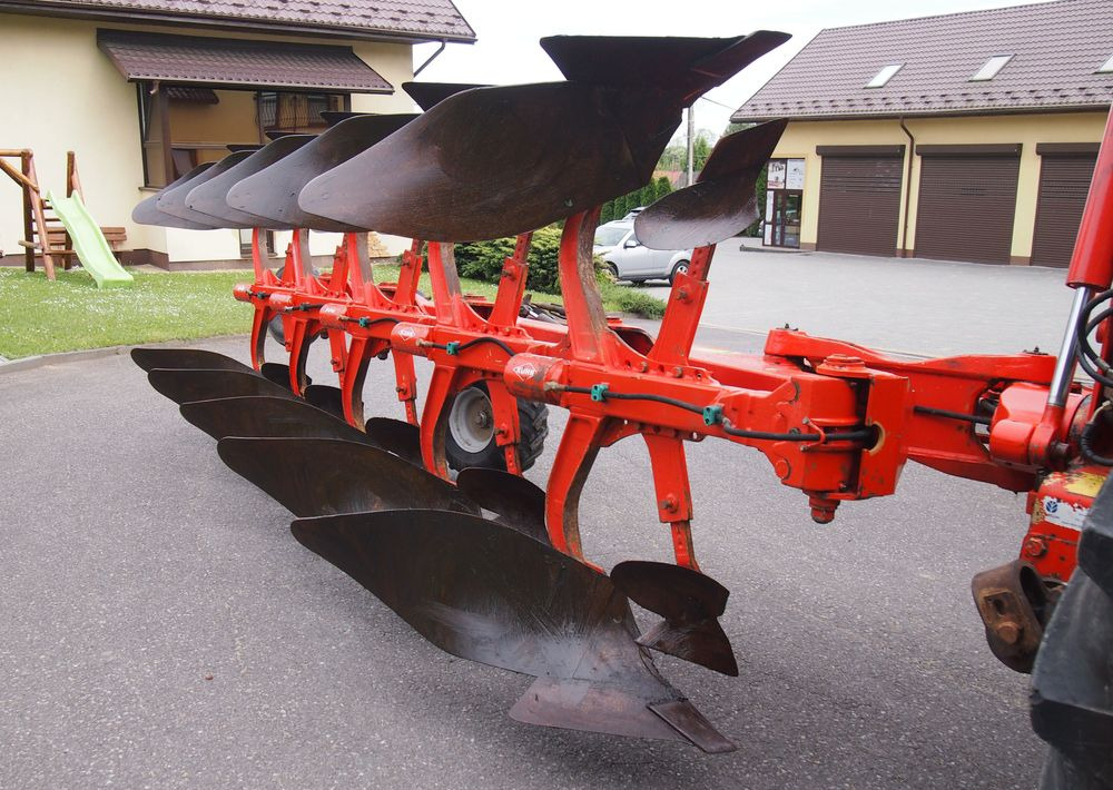 Pług obrotowy Kuhn Kuhn Vari-Master 150 4+1 Pług obracany Kuhn Vari-Master 150 4+1 - Άροτρο: φωτογραφία 5 Pług obrotowy Kuhn Kuhn Vari-Master 150 4+1 Pług obracany Kuhn Vari-Master 150 4+1 - Άροτρο: φωτογραφία 5