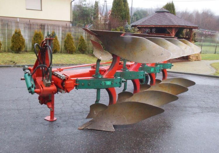 Pług obrotowy Kverneland 2000 - Άροτρο: φωτογραφία 3 Pług obrotowy Kverneland 2000 - Άροτρο: φωτογραφία 3
