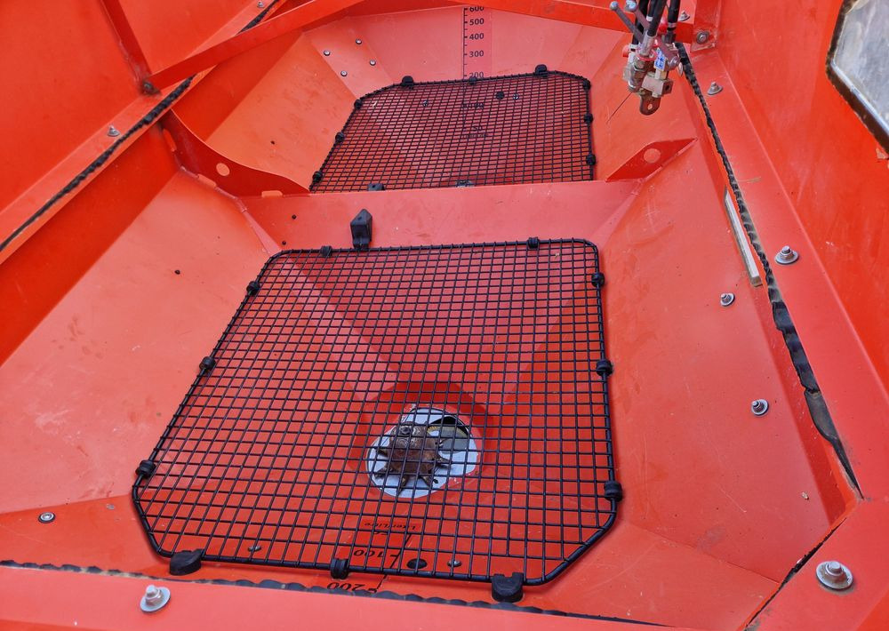 Λιπασματοδιανομέας Rozsiewacz nawozów Kuhn AXIS 30,1 2008 Rozsiewacz KUHN RAUCH: φωτογραφία 8 Λιπασματοδιανομέας Rozsiewacz nawozów Kuhn AXIS 30,1 2008 Rozsiewacz KUHN RAUCH: φωτογραφία 8