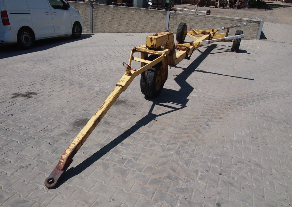 Wózek do kombajnu New Holland 3 kołowy Wózek pod heder do kombajnu - Θεριζοαλωνιστική μηχανή - κεφαλή ρυμουλκούμενο: φωτογραφία 2 Wózek do kombajnu New Holland 3 kołowy Wózek pod heder do kombajnu - Θεριζοαλωνιστική μηχανή - κεφαλή ρυμουλκούμενο: φωτογραφία 2