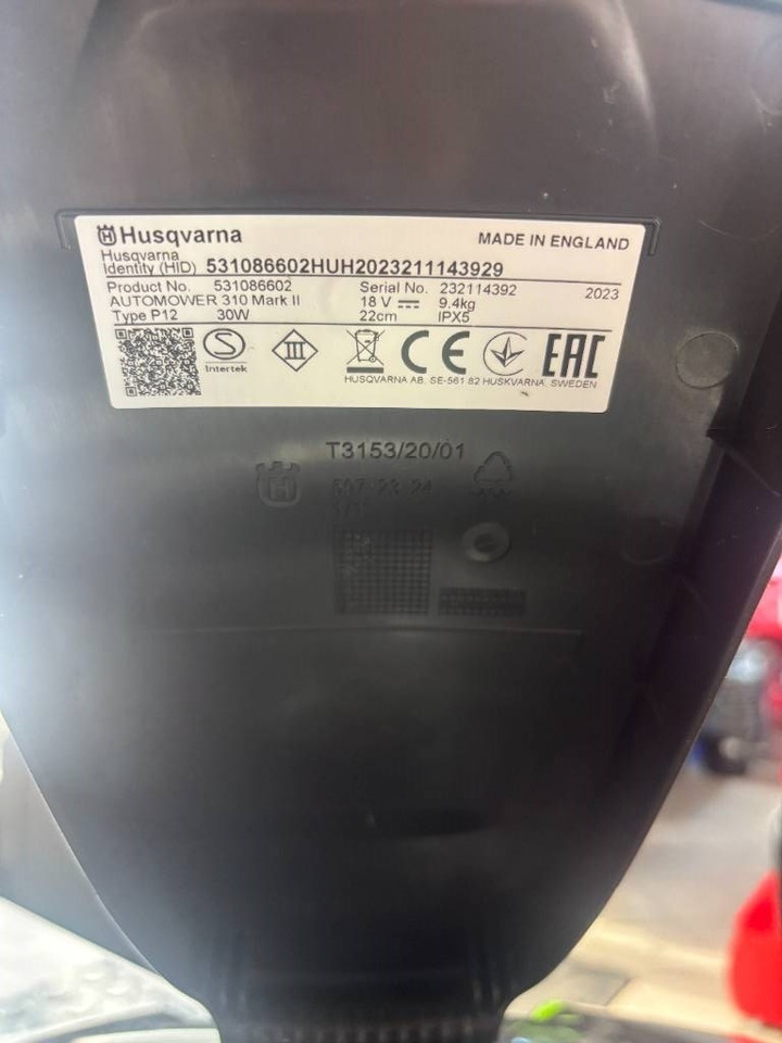 Husqvarna Automower 310  - Χλοοκοπτικό: φωτογραφία 4 Husqvarna Automower 310  - Χλοοκοπτικό: φωτογραφία 4