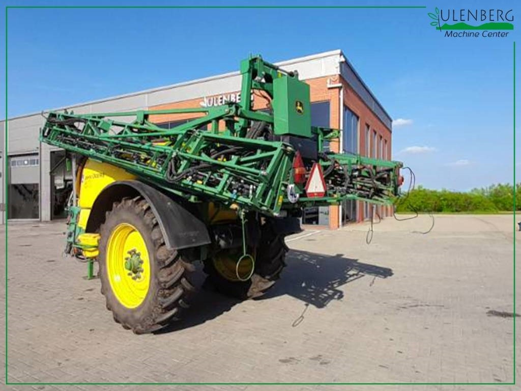 John Deere M 740 - Συρόμενο ψεκαστικό: φωτογραφία 1 John Deere M 740 - Συρόμενο ψεκαστικό: φωτογραφία 1