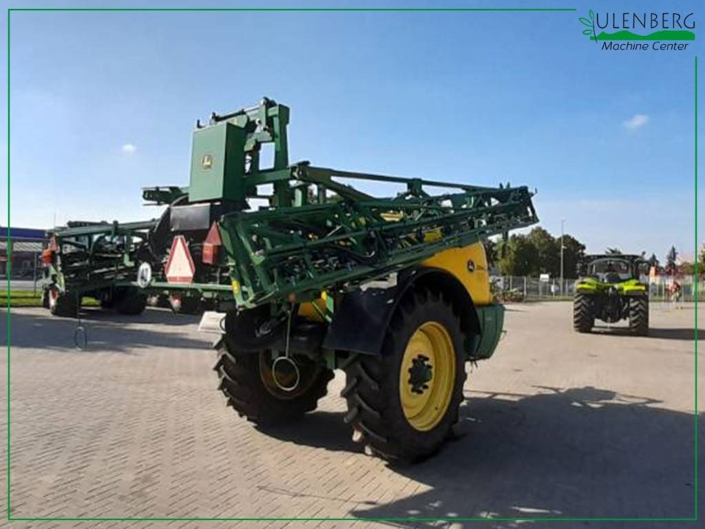 John Deere M 740 - Συρόμενο ψεκαστικό: φωτογραφία 3 John Deere M 740 - Συρόμενο ψεκαστικό: φωτογραφία 3