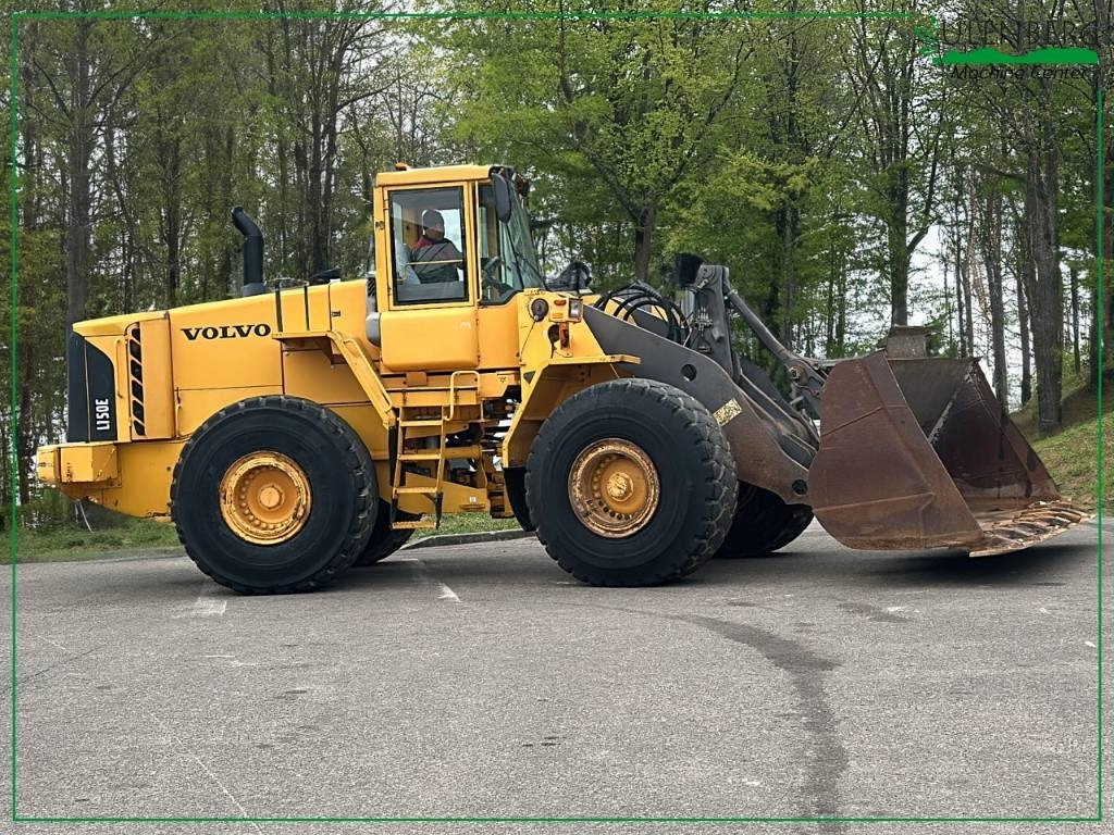 Volvo L 150 E - Ελαστιχοφόρος φορτωτής: φωτογραφία 1 Volvo L 150 E - Ελαστιχοφόρος φορτωτής: φωτογραφία 1