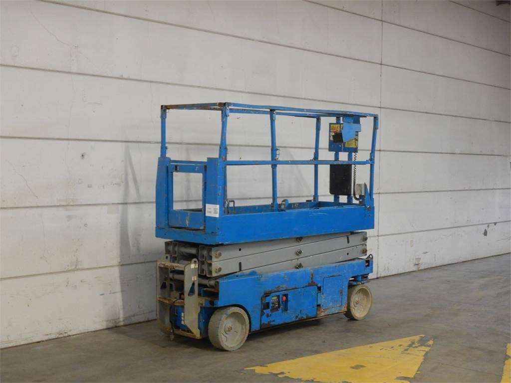 Genie GS2032 - Ψαλιδωτό ανυψωτικό: φωτογραφία 3 Genie GS2032 - Ψαλιδωτό ανυψωτικό: φωτογραφία 3