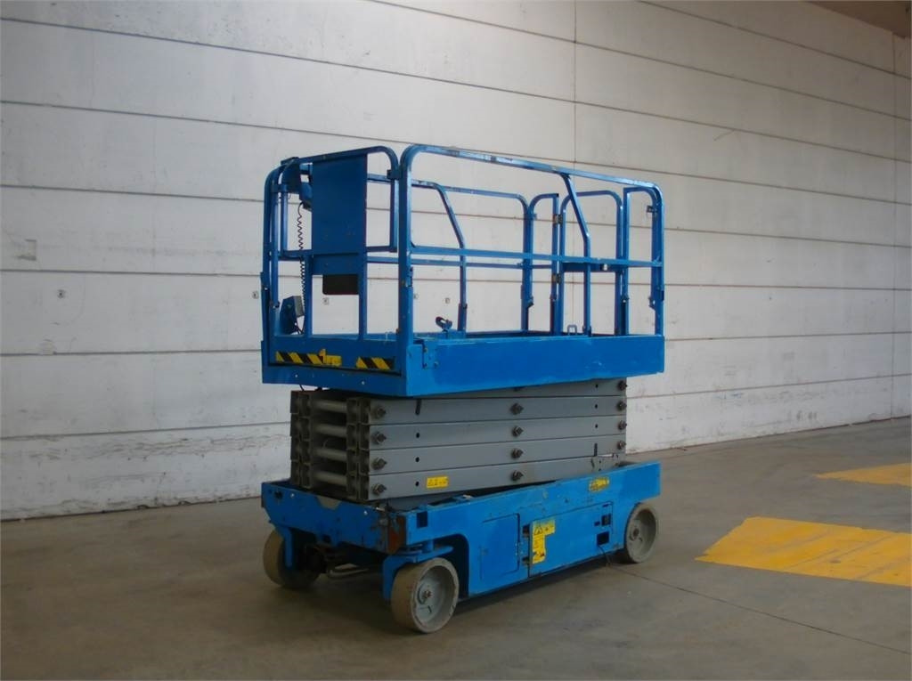 Genie GS3246 - Ψαλιδωτό ανυψωτικό: φωτογραφία 4 Genie GS3246 - Ψαλιδωτό ανυψωτικό: φωτογραφία 4