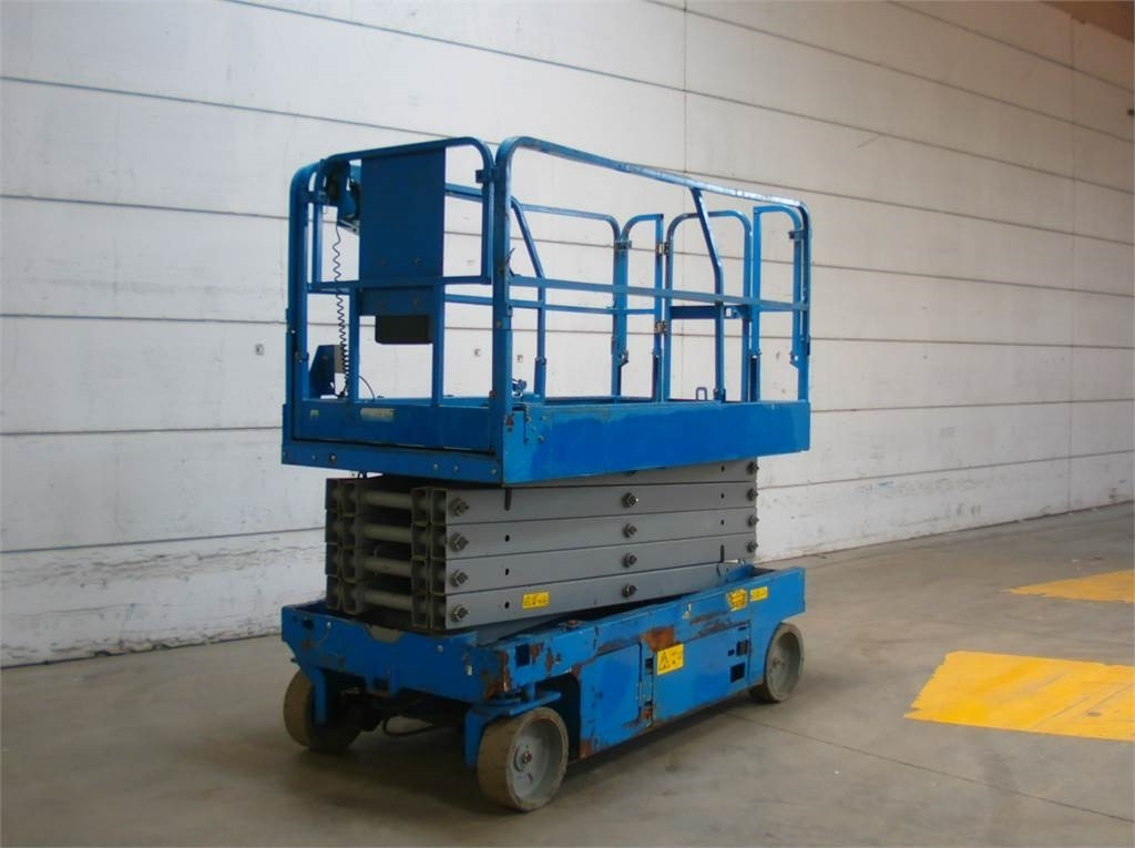 Genie GS3246 - Ψαλιδωτό ανυψωτικό: φωτογραφία 4 Genie GS3246 - Ψαλιδωτό ανυψωτικό: φωτογραφία 4