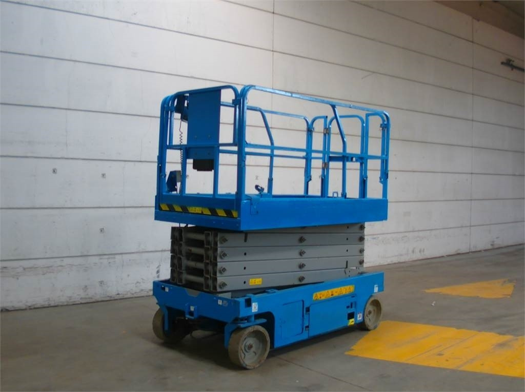 Genie GS3246 - Ψαλιδωτό ανυψωτικό: φωτογραφία 3 Genie GS3246 - Ψαλιδωτό ανυψωτικό: φωτογραφία 3