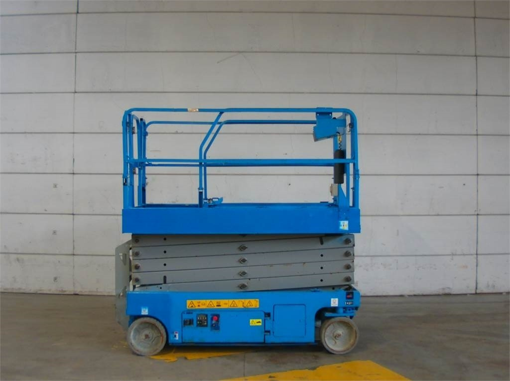 Genie GS3246 - Ψαλιδωτό ανυψωτικό: φωτογραφία 1 Genie GS3246 - Ψαλιδωτό ανυψωτικό: φωτογραφία 1
