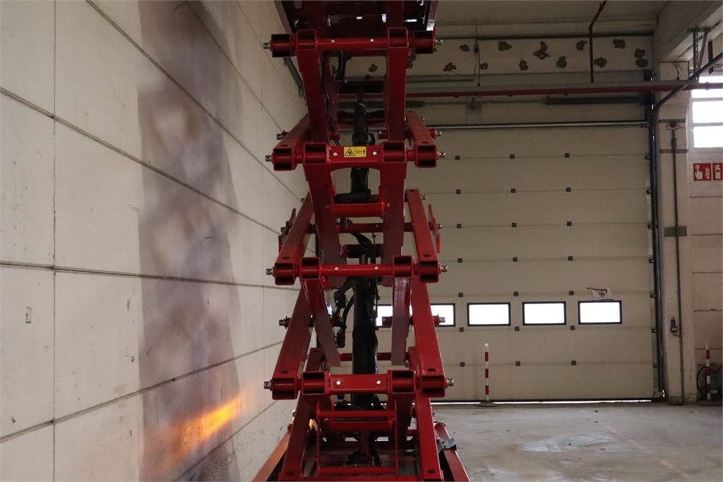 Ψαλιδωτό ανυψωτικό JLG R4045: φωτογραφία 7