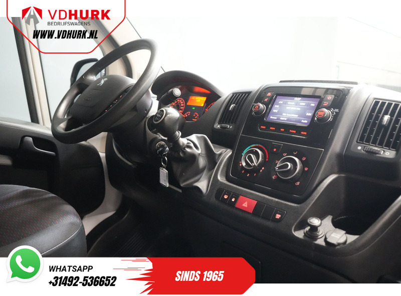 Peugeot Boxer 2.2 HDi 120 pk L2H2 BPM VRIJ! 2.5t Trekverm./ Navi/ PDC/ Cruise/ Airco - Μικρό βαν: φωτογραφία 3 Peugeot Boxer 2.2 HDi 120 pk L2H2 BPM VRIJ! 2.5t Trekverm./ Navi/ PDC/ Cruise/ Airco - Μικρό βαν: φωτογραφία 3