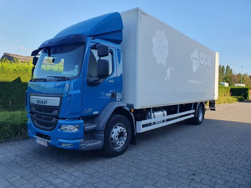 DAF LF 280 - Φορτηγό κόφα: φωτογραφία 3 DAF LF 280 - Φορτηγό κόφα: φωτογραφία 3