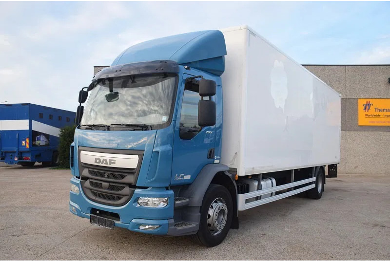 DAF LF 280 - Φορτηγό κόφα: φωτογραφία 1 DAF LF 280 - Φορτηγό κόφα: φωτογραφία 1