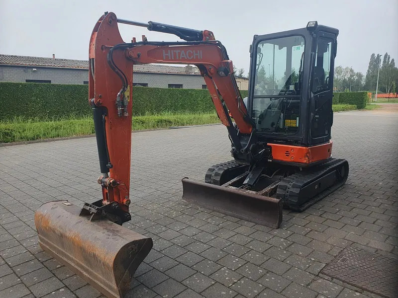 Hitachi ZX33U -5A -CLR - Μίνι εκσκαφέας: φωτογραφία 2 Hitachi ZX33U -5A -CLR - Μίνι εκσκαφέας: φωτογραφία 2