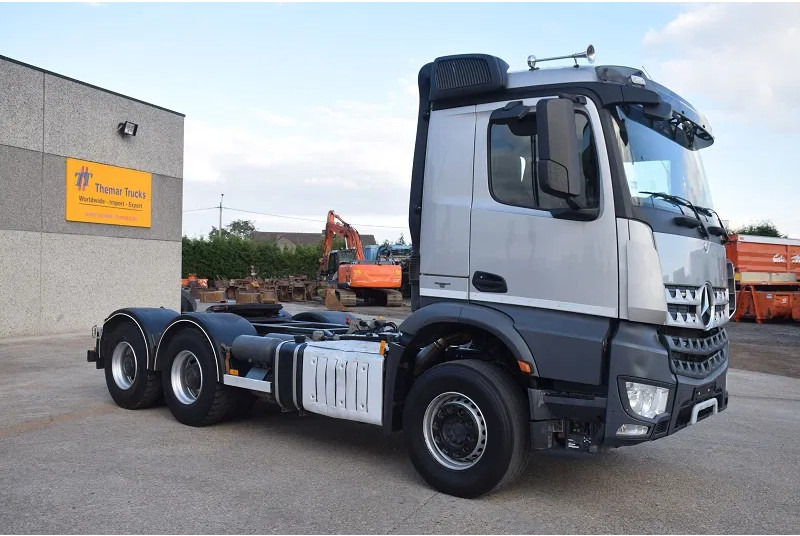 Mercedes-Benz Arocs 3345 - Τράκτορας: φωτογραφία 5 Mercedes-Benz Arocs 3345 - Τράκτορας: φωτογραφία 5