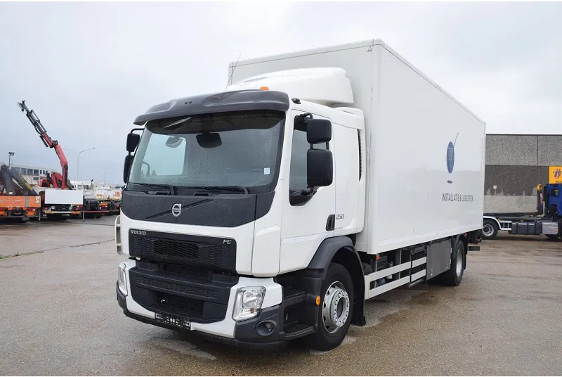 Volvo FE 250 - Φορτηγό κόφα: φωτογραφία 2 Volvo FE 250 - Φορτηγό κόφα: φωτογραφία 2