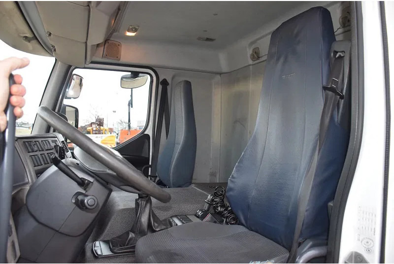 Φορτηγό κόφα Volvo FE 300: φωτογραφία 11 Φορτηγό κόφα Volvo FE 300: φωτογραφία 11