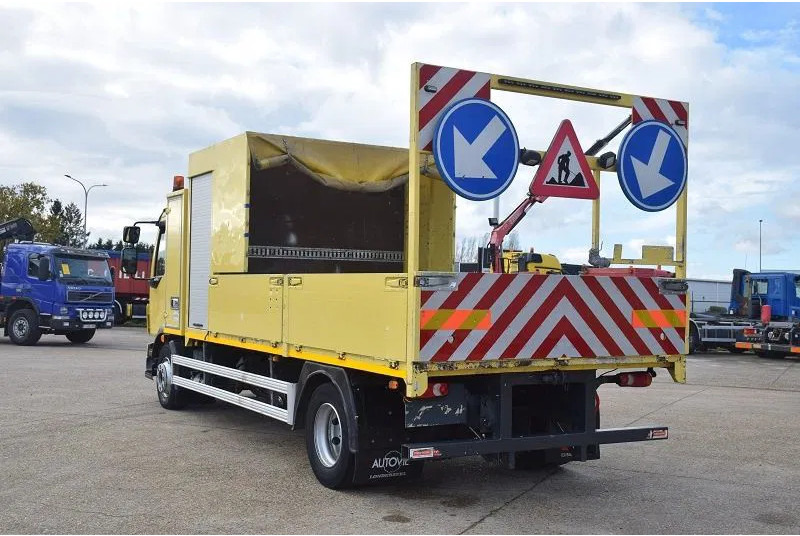 Volvo FL 250 - Φορτηγό με ανοιχτή καρότσα: φωτογραφία 5 Volvo FL 250 - Φορτηγό με ανοιχτή καρότσα: φωτογραφία 5