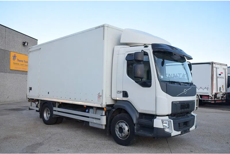 Volvo FL 250 - Φορτηγό κόφα: φωτογραφία 4 Volvo FL 250 - Φορτηγό κόφα: φωτογραφία 4