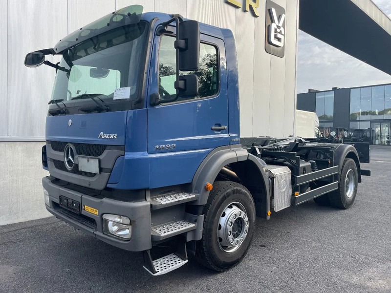 Mercedes-Benz Axor 1833 *cruise control*bluetooth*airconditioning*differentieelslot - Φορτηγό φόρτωσης γάντζου: φωτογραφία 2 Mercedes-Benz Axor 1833 *cruise control*bluetooth*airconditioning*differentieelslot - Φορτηγό φόρτωσης γάντζου: φωτογραφία 2