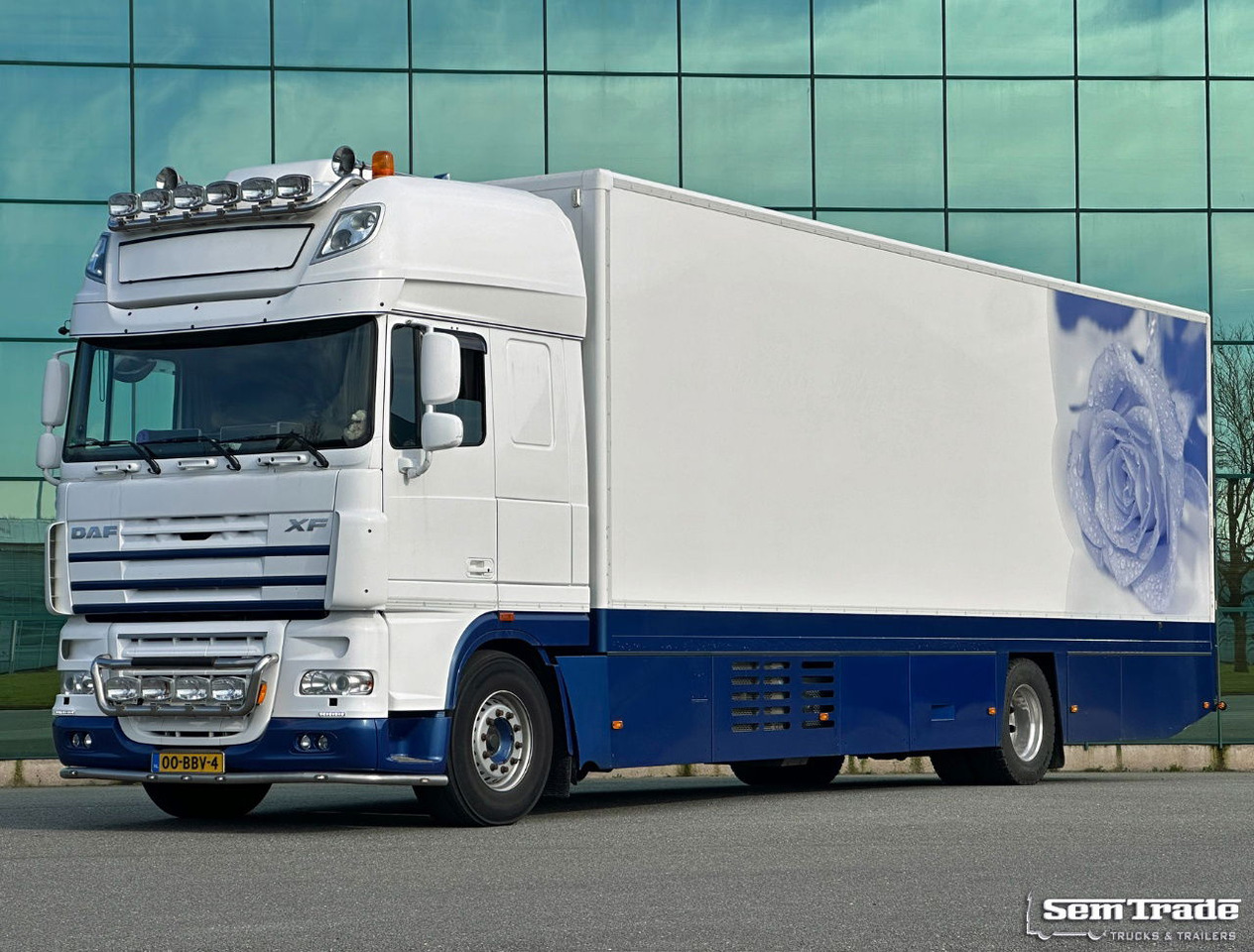 DAF XF 105.460 SSC 7 Karren BAK Bloemen Verkoop Koeling Klep Kachel - Φορτηγό ψυγείο: φωτογραφία 1 DAF XF 105.460 SSC 7 Karren BAK Bloemen Verkoop Koeling Klep Kachel - Φορτηγό ψυγείο: φωτογραφία 1