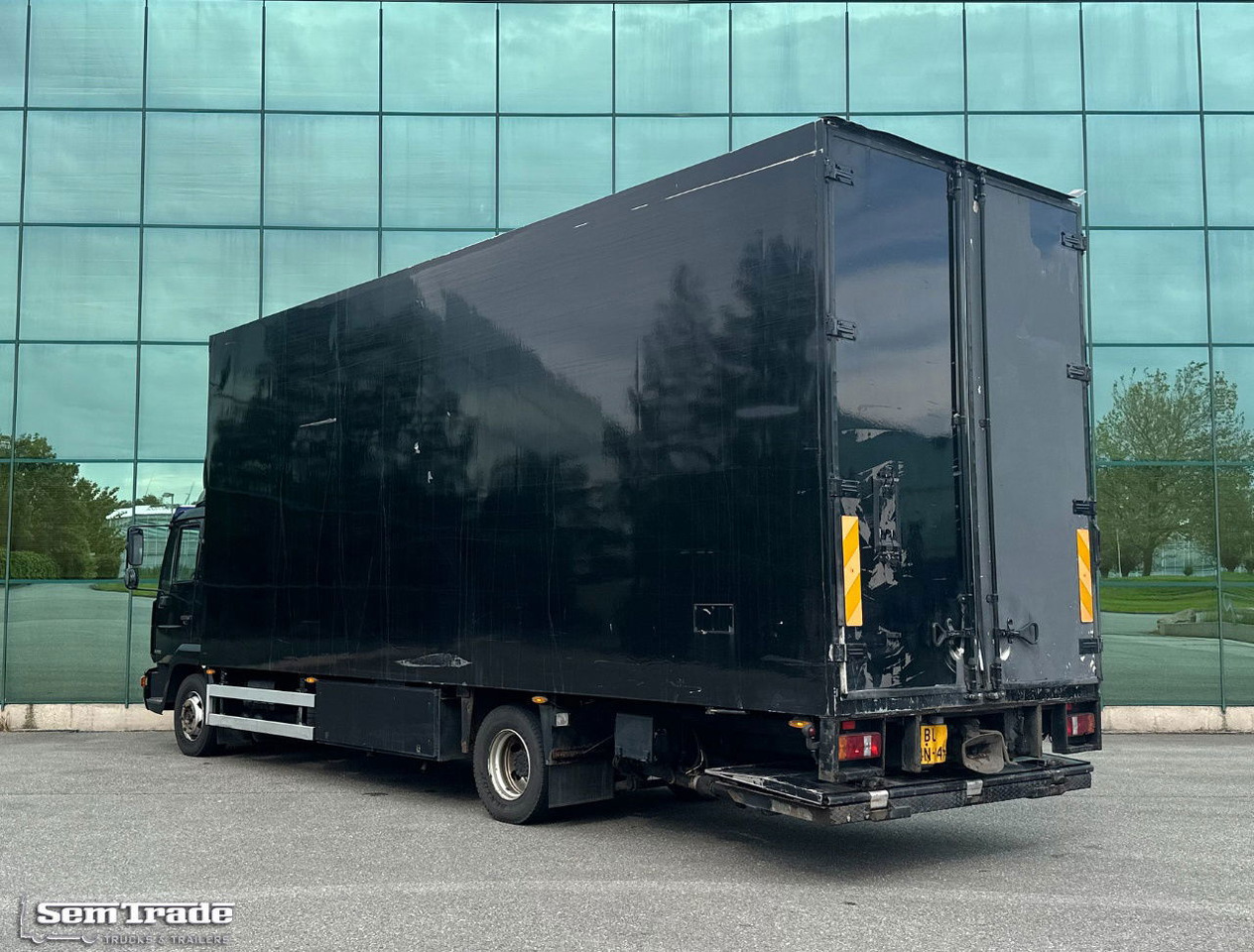 MAN LE 220C Euro 3 Isolated BOX + BOX Heater 740 x 240 x 295 CM Inside Holland Truck - Φορτηγό κόφα: φωτογραφία 3 MAN LE 220C Euro 3 Isolated BOX + BOX Heater 740 x 240 x 295 CM Inside Holland Truck - Φορτηγό κόφα: φωτογραφία 3