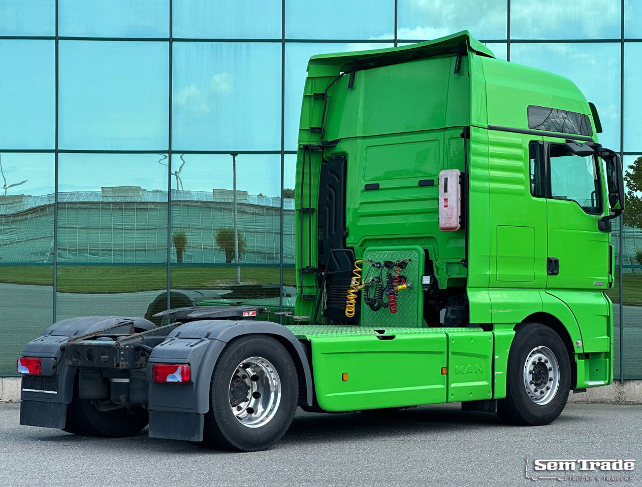 MAN TGX 18.460 Euro 6 Only 697.000 KM 2X Tanks TOP Condition BE-Truck - Τράκτορας: φωτογραφία 4 MAN TGX 18.460 Euro 6 Only 697.000 KM 2X Tanks TOP Condition BE-Truck - Τράκτορας: φωτογραφία 4