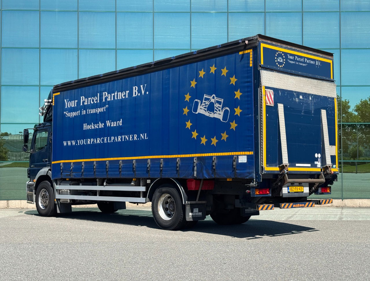 Mercedes-Benz Axor 1824 Euro 5 694.000 KM Curtain Side Door Tail Lift NEW Tacho TOP Condition NL Truck - Φορτηγό μουσαμάς: φωτογραφία 3 Mercedes-Benz Axor 1824 Euro 5 694.000 KM Curtain Side Door Tail Lift NEW Tacho TOP Condition NL Truck - Φορτηγό μουσαμάς: φωτογραφία 3