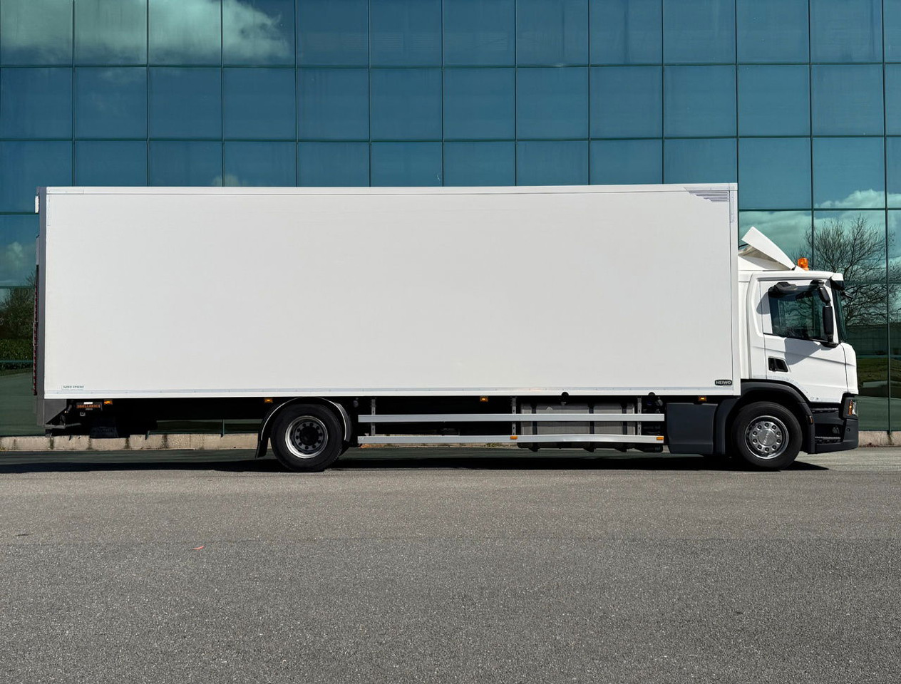 Scania P320 Heiwo 16 Karrenbak 275 CM Hoog Kachel 2.500 KG Klep Super Staat - Φορτηγό κόφα: φωτογραφία 5 Scania P320 Heiwo 16 Karrenbak 275 CM Hoog Kachel 2.500 KG Klep Super Staat - Φορτηγό κόφα: φωτογραφία 5