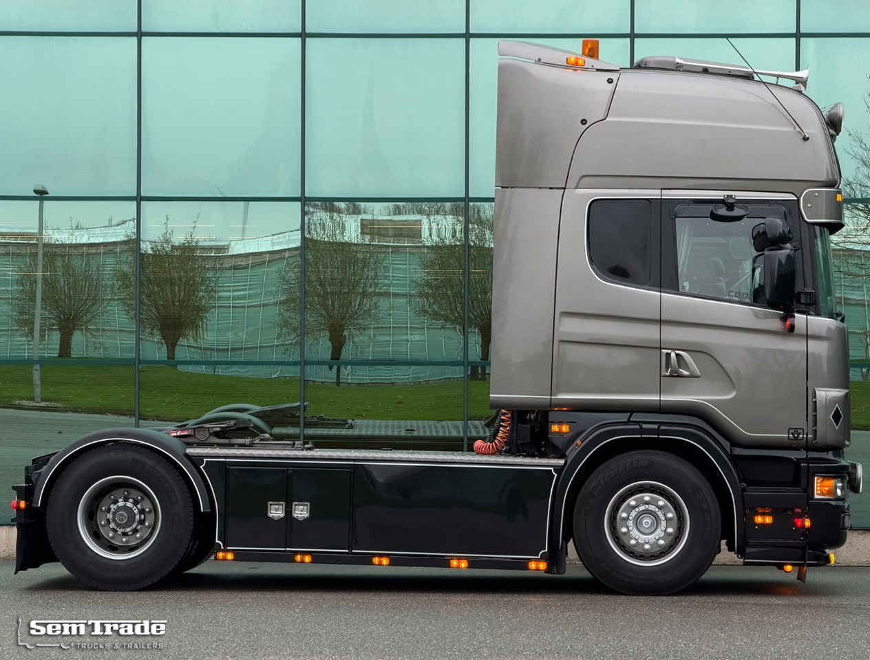 Scania R164-480 V8 King Retarder Manual Gearbox Showtruck Completely Rebuild Unique Condition - Τράκτορας: φωτογραφία 5 Scania R164-480 V8 King Retarder Manual Gearbox Showtruck Completely Rebuild Unique Condition - Τράκτορας: φωτογραφία 5