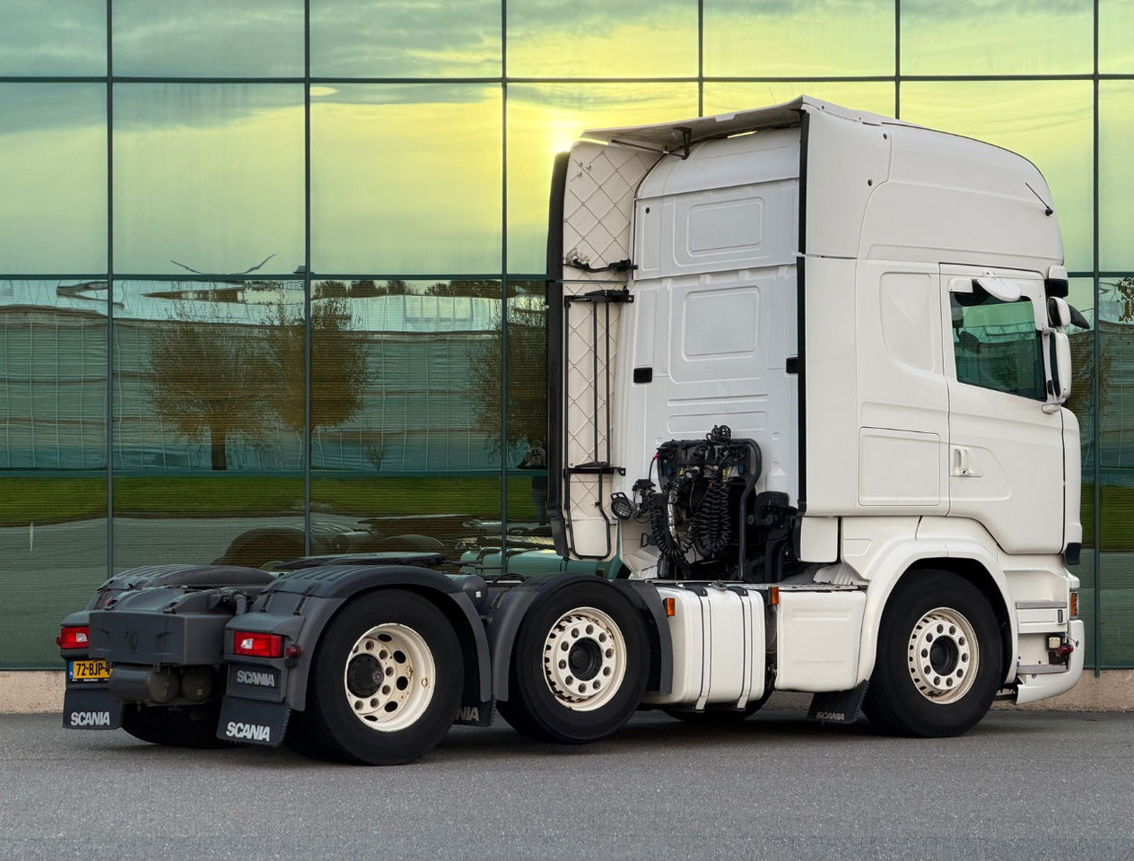 Scania R450 Topline 6X2 Twinsteer Retarder 2X Tanks Park Cooling TOP Condition - Τράκτορας: φωτογραφία 4 Scania R450 Topline 6X2 Twinsteer Retarder 2X Tanks Park Cooling TOP Condition - Τράκτορας: φωτογραφία 4