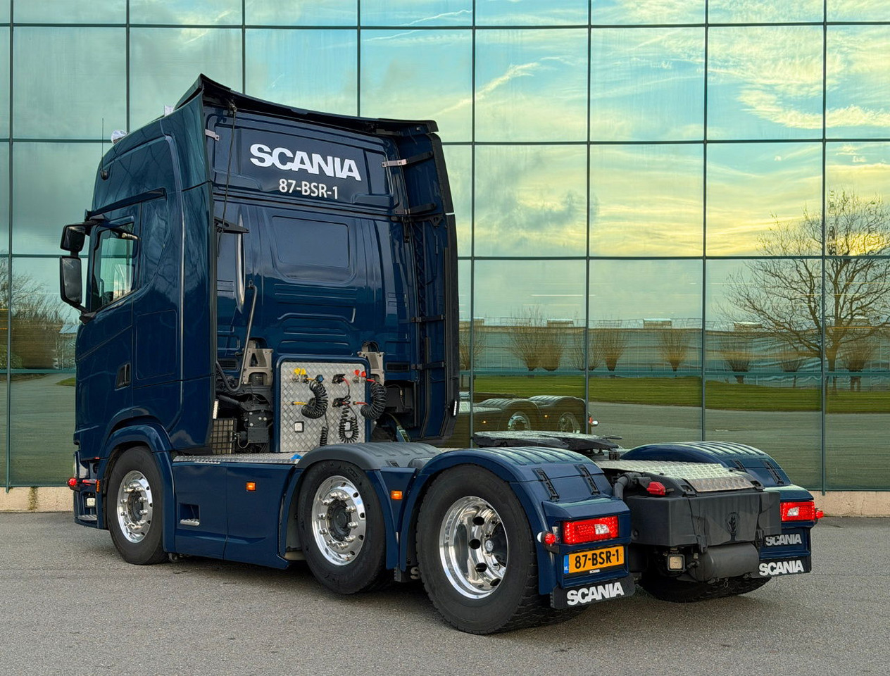 Scania S500 6X2 Highline Full AIR 2x Tanks NEW Condition NL Truck - Τράκτορας: φωτογραφία 3 Scania S500 6X2 Highline Full AIR 2x Tanks NEW Condition NL Truck - Τράκτορας: φωτογραφία 3