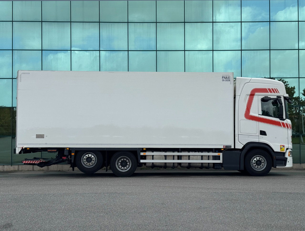 Scania S500 6X2 Retarder 815 x 250 x 275 CM Inside TOP Condition Holland Truck - Φορτηγό ψυγείο: φωτογραφία 4 Scania S500 6X2 Retarder 815 x 250 x 275 CM Inside TOP Condition Holland Truck - Φορτηγό ψυγείο: φωτογραφία 4