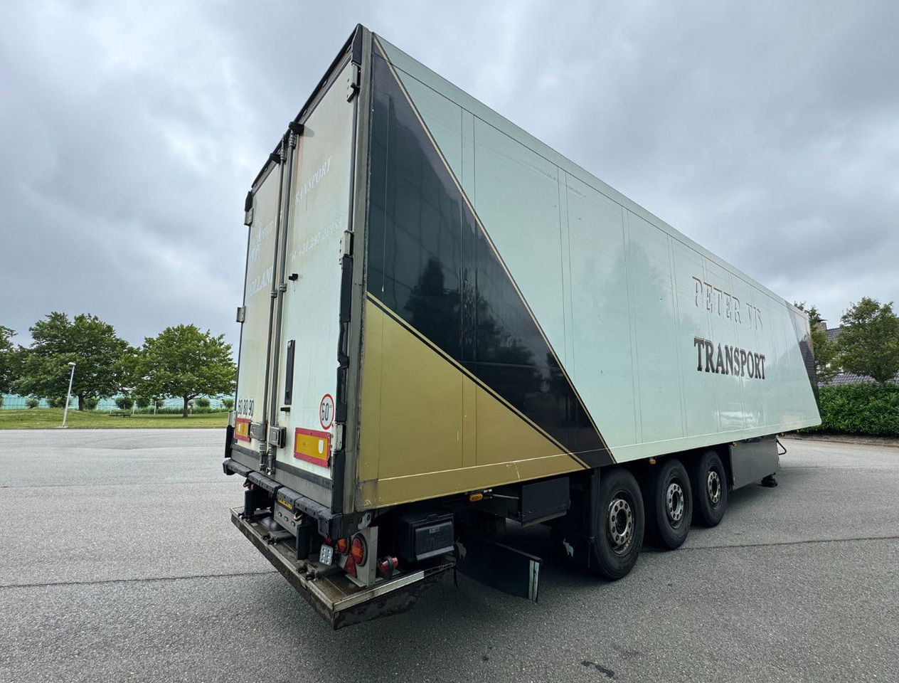 Schmitz Cargobull SKO24 Thermo King SL200e Only 8.900 Hours 270 CM High 250 CM W - Επικαθήμενο ψυγείο: φωτογραφία 5 Schmitz Cargobull SKO24 Thermo King SL200e Only 8.900 Hours 270 CM High 250 CM W - Επικαθήμενο ψυγείο: φωτογραφία 5