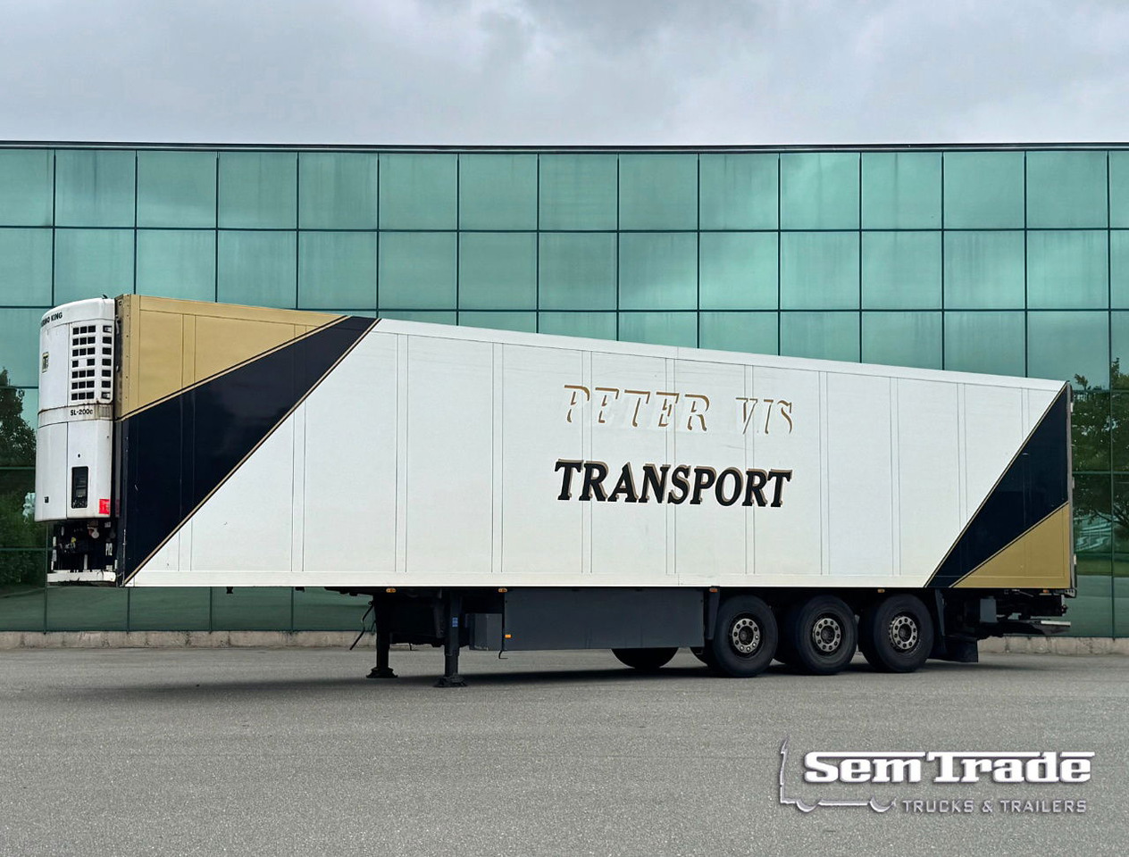 Schmitz Cargobull SKO24 Thermo King SL200e Only 8.900 Hours 270 CM High 250 CM W - Επικαθήμενο ψυγείο: φωτογραφία 1 Schmitz Cargobull SKO24 Thermo King SL200e Only 8.900 Hours 270 CM High 250 CM W - Επικαθήμενο ψυγείο: φωτογραφία 1