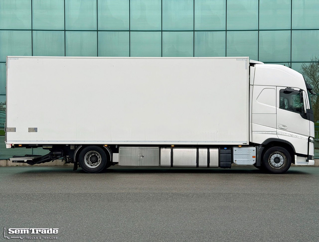 Volvo FH 13.460 I-Park Cool Themo King UT-800 VAN Beurden BOX Tail Lift TOP Condition NL-Truck - Φορτηγό ψυγείο: φωτογραφία 5 Volvo FH 13.460 I-Park Cool Themo King UT-800 VAN Beurden BOX Tail Lift TOP Condition NL-Truck - Φορτηγό ψυγείο: φωτογραφία 5