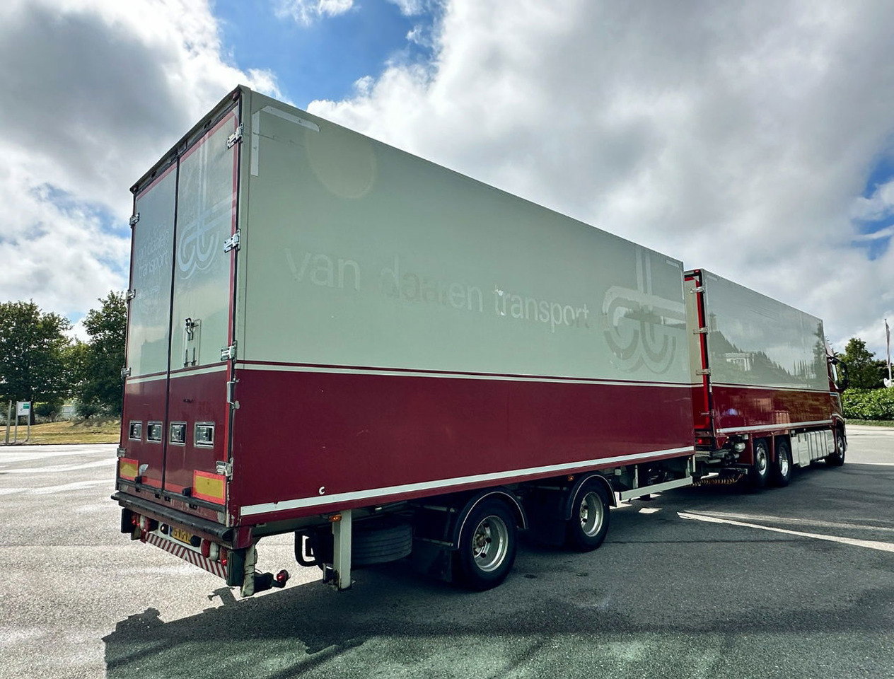 Volvo FH 500 I-Park Cool VAN Beurden Isolated Boxes Tail Lift TRS CoolING TOP Condition Holland-Combi - Φορτηγό ψυγείο: φωτογραφία 4 Volvo FH 500 I-Park Cool VAN Beurden Isolated Boxes Tail Lift TRS CoolING TOP Condition Holland-Combi - Φορτηγό ψυγείο: φωτογραφία 4