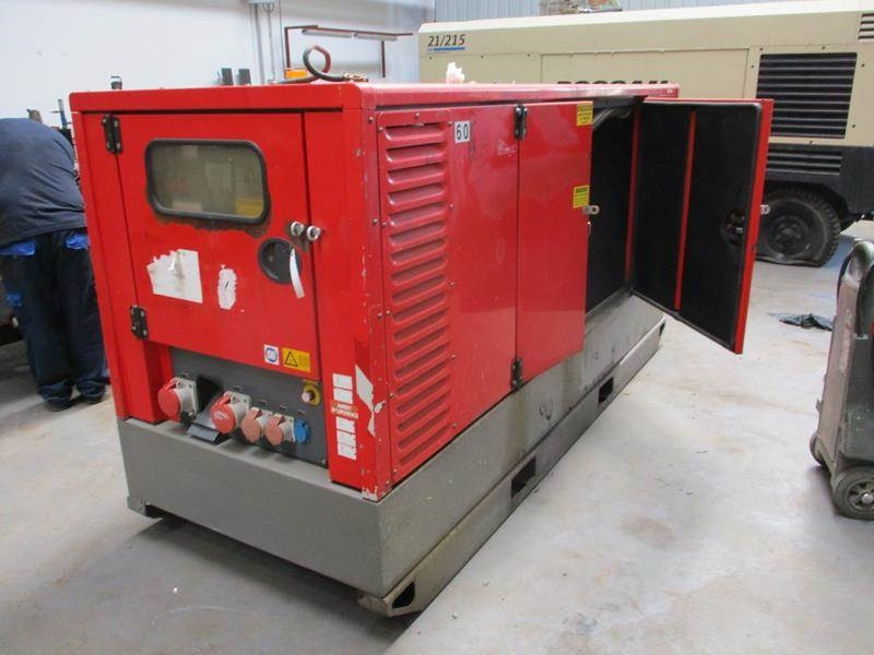 Atlas-Copco QAS 60 - Βιομηχανική γεννήτρια: φωτογραφία 1 Atlas-Copco QAS 60 - Βιομηχανική γεννήτρια: φωτογραφία 1