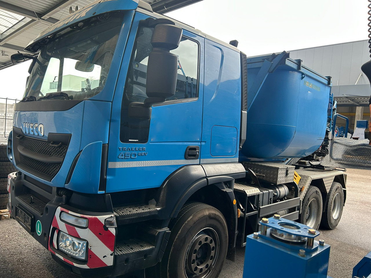 Iveco Trakker 450 - Ανατρεπόμενο όχημα: φωτογραφία 4 Iveco Trakker 450 - Ανατρεπόμενο όχημα: φωτογραφία 4