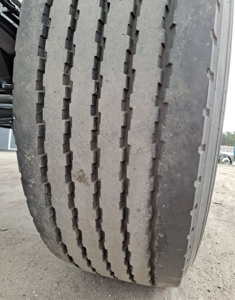 Krone Przyczepa Krone BDF do przewozu mleka - Ρυμούλκα μεταφοράς εμπορευματοκιβωτίων/ Κινητό αμάξωμα: φωτογραφία 5 Krone Przyczepa Krone BDF do przewozu mleka - Ρυμούλκα μεταφοράς εμπορευματοκιβωτίων/ Κινητό αμάξωμα: φωτογραφία 5