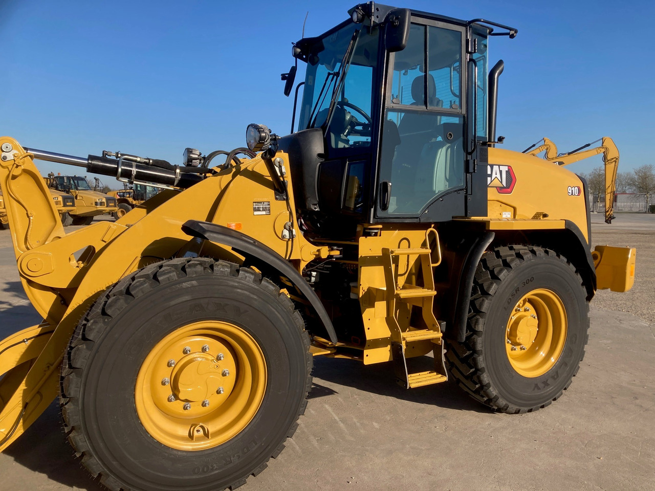 CATERPILLAR 910 - Ελαστιχοφόρος φορτωτής: φωτογραφία 2 CATERPILLAR 910 - Ελαστιχοφόρος φορτωτής: φωτογραφία 2