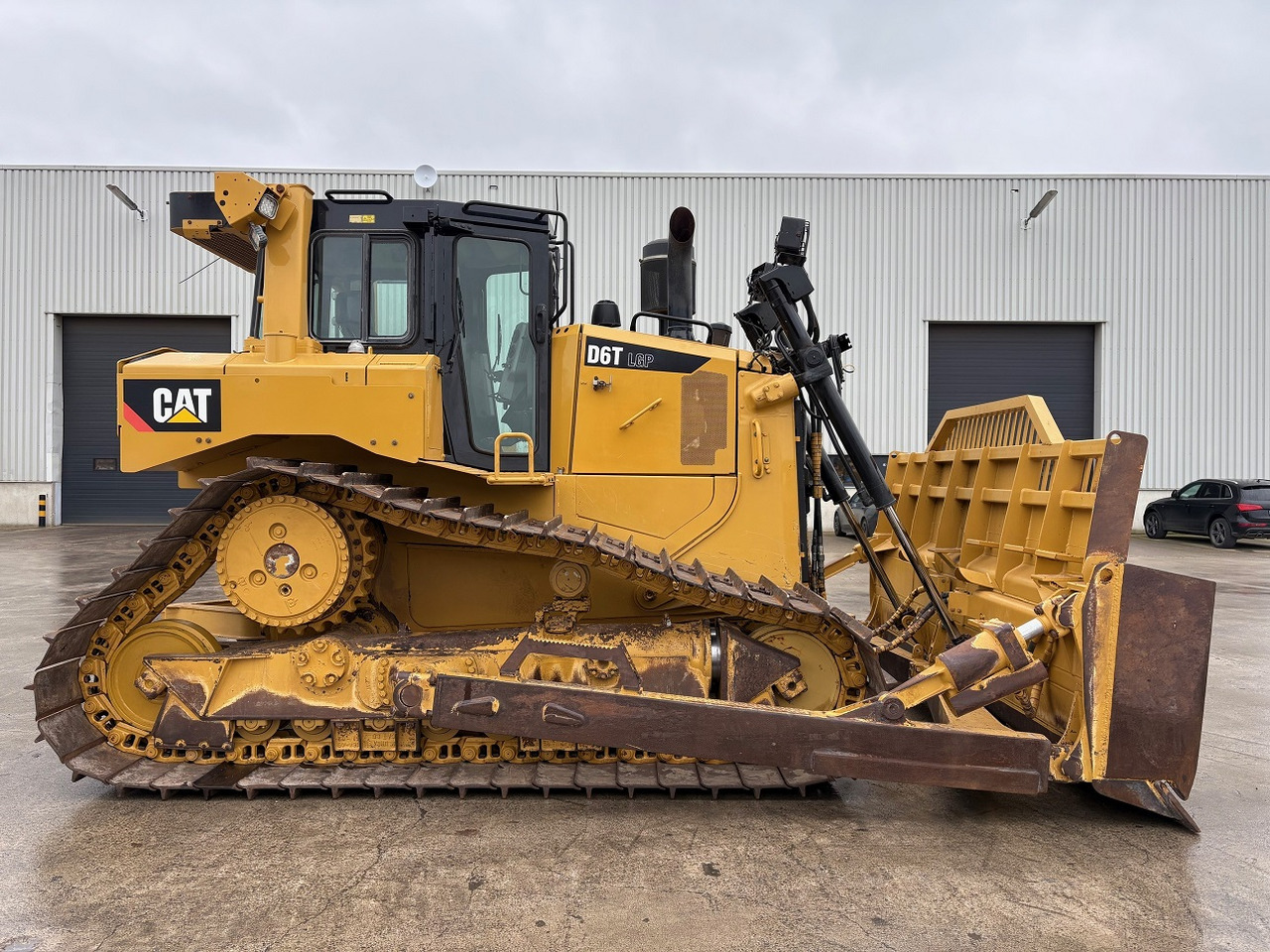 CATERPILLAR D6T LGP - Μπουλντόζα: φωτογραφία 5 CATERPILLAR D6T LGP - Μπουλντόζα: φωτογραφία 5
