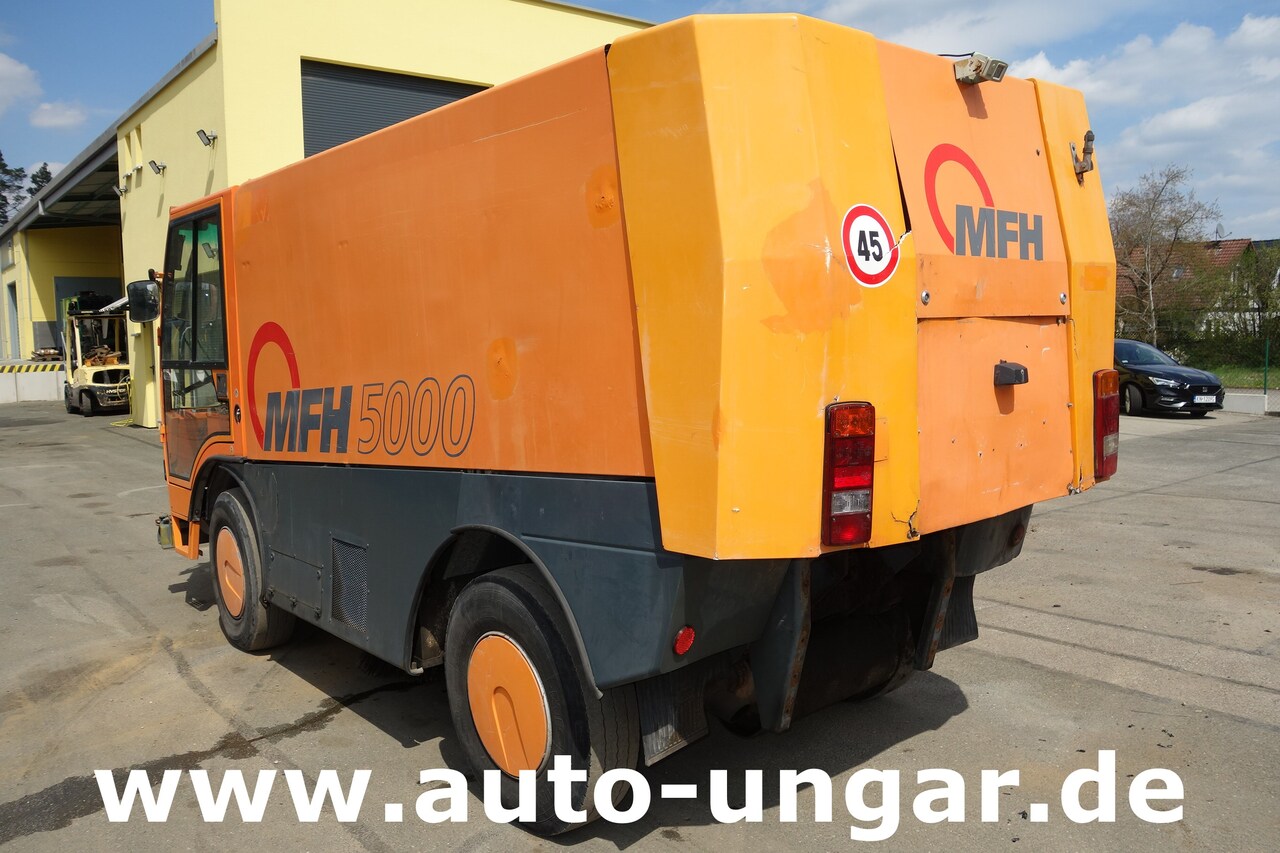 Σάρωθρο δρόμων Aebi Schmidt MFH 5000 Kehrmaschine Ersatzteilträger - SpareParts EZ  2000: φωτογραφία 6