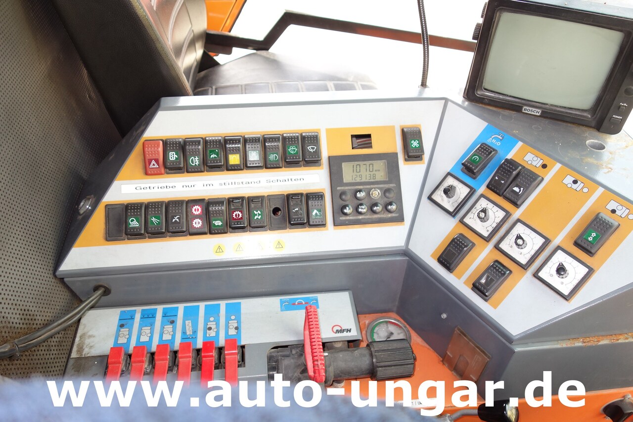 Σάρωθρο δρόμων Aebi Schmidt MFH 5000 Kehrmaschine Ersatzteilträger - SpareParts EZ  2000: φωτογραφία 23