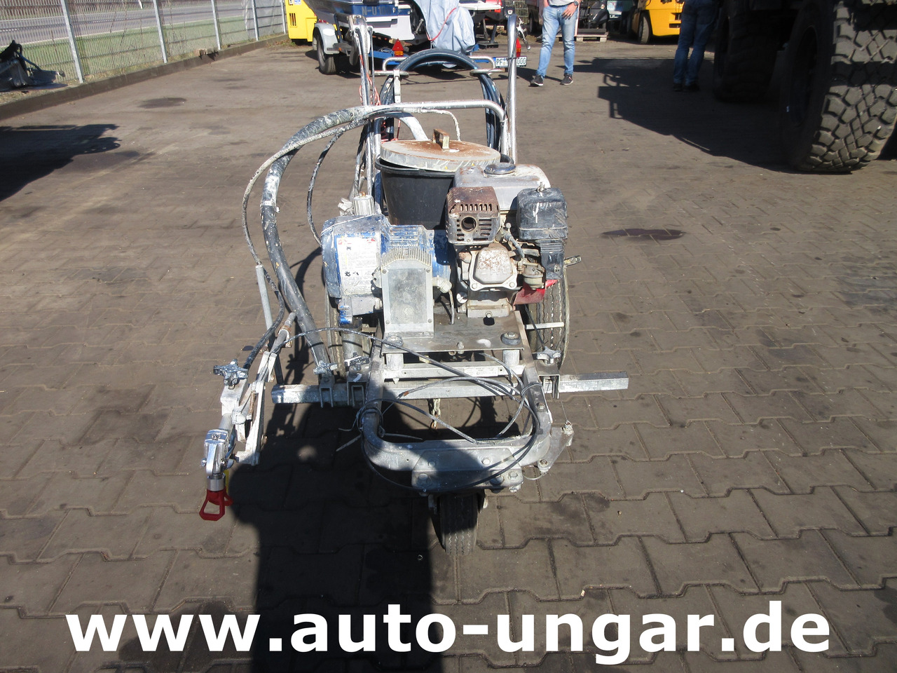 Graco LineLazer Striper GM 5000 Airless Roadmarking Machine Straßenmarkierung - Μηχανών ασφάλτου: φωτογραφία 2 Graco LineLazer Striper GM 5000 Airless Roadmarking Machine Straßenmarkierung - Μηχανών ασφάλτου: φωτογραφία 2