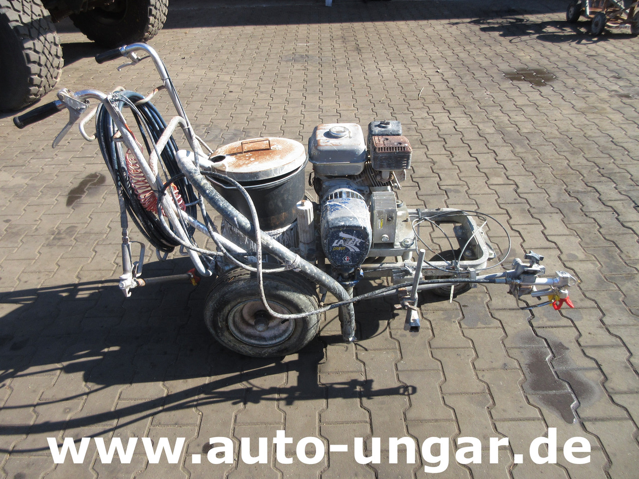 Graco LineLazer Striper GM 5000 Airless Roadmarking Machine Straßenmarkierung - Μηχανών ασφάλτου: φωτογραφία 3 Graco LineLazer Striper GM 5000 Airless Roadmarking Machine Straßenmarkierung - Μηχανών ασφάλτου: φωτογραφία 3