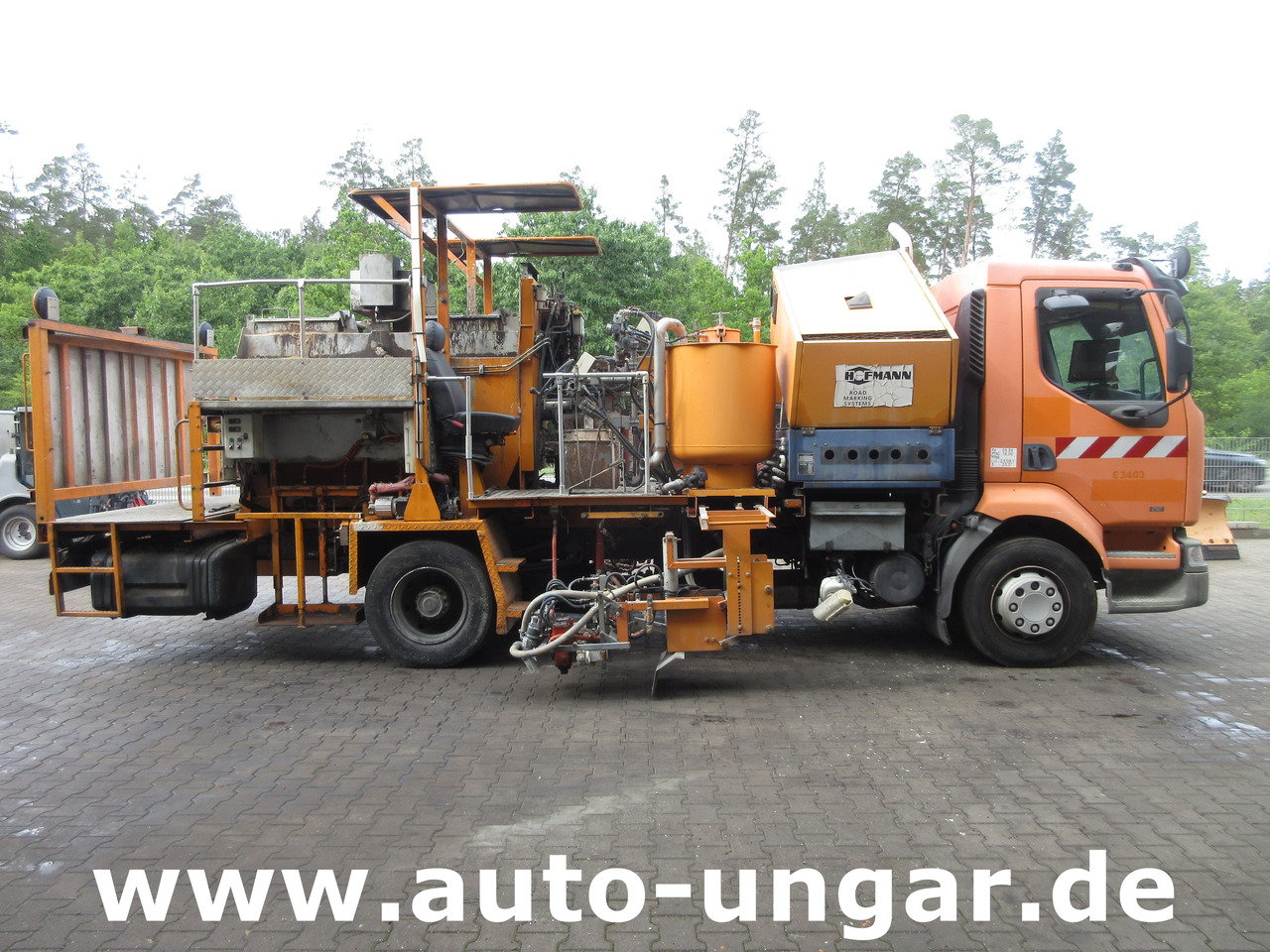 Hofmann H75 - 1000 Thermoplastic Roadmarking Machine Truck Mounted Hot Paint - Μηχανών ασφάλτου: φωτογραφία 3 Hofmann H75 - 1000 Thermoplastic Roadmarking Machine Truck Mounted Hot Paint - Μηχανών ασφάλτου: φωτογραφία 3