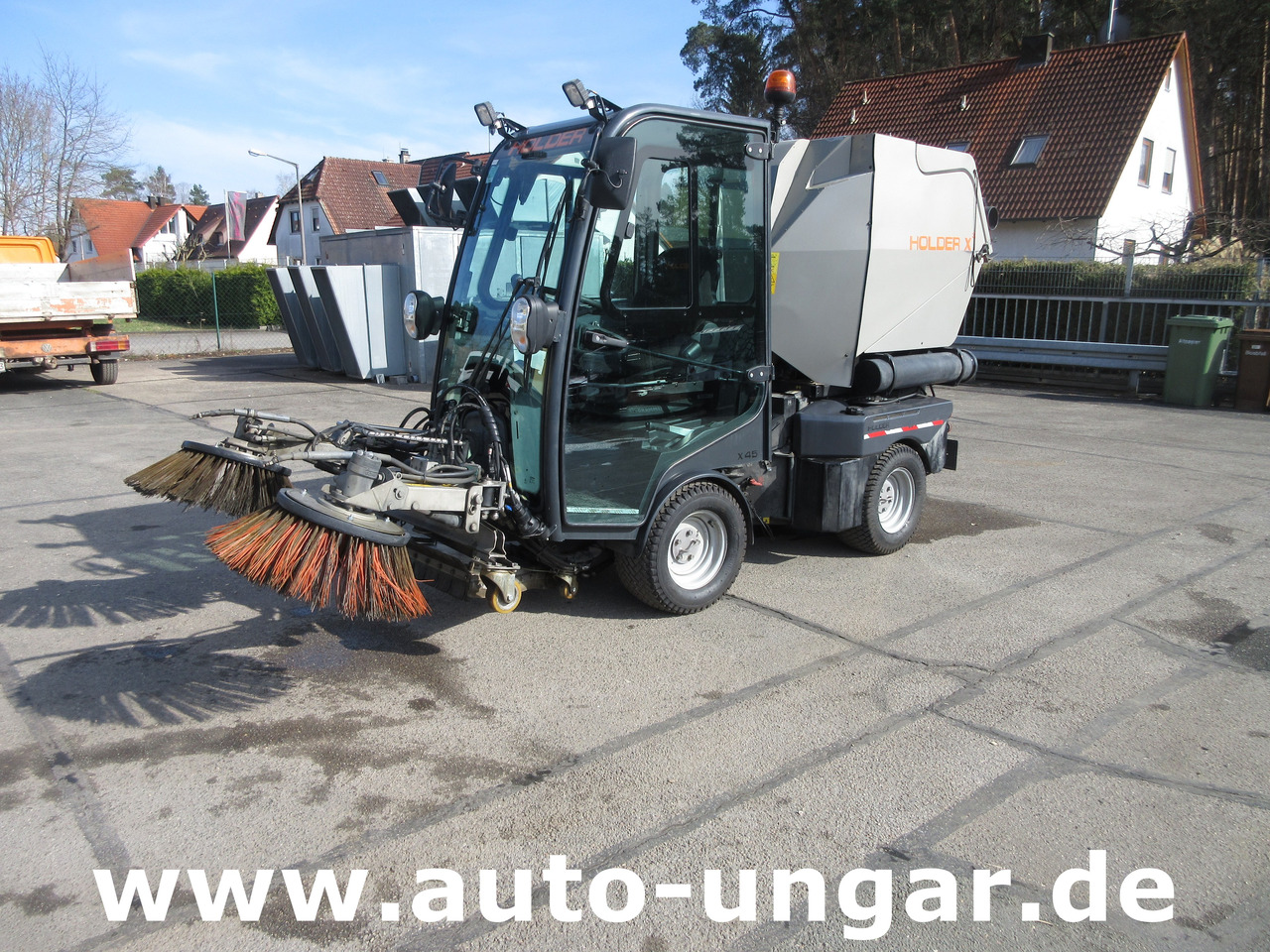 Holder X45 Kubota Diesel Motor Baujahr 2019 Allrad Kehrmaschine Geräteträger - Δημοτικό τρακτέρ: φωτογραφία 2 Holder X45 Kubota Diesel Motor Baujahr 2019 Allrad Kehrmaschine Geräteträger - Δημοτικό τρακτέρ: φωτογραφία 2